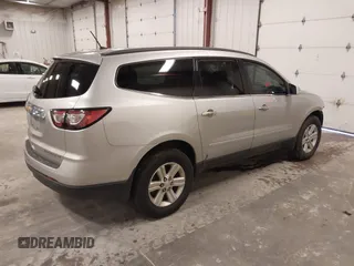 2014 Chevrolet Traverse LT with VIN 1GNKRGKD9EJ149541, listed as a IAAI auction lot 41945942 with 186,531 mi miles. Bid and sale history available at carsss.com. Image 4.