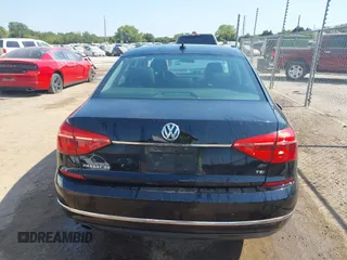 2016 Volkswagen Passat SE z VIN 1VWBT7A39GC033702, wystawiony jako IAAI lot #40547421 z przebiegiem 122 206 mil mil oraz . Historia ofert i sprzedaży dostępna na DreamBid. Obrazek 15.