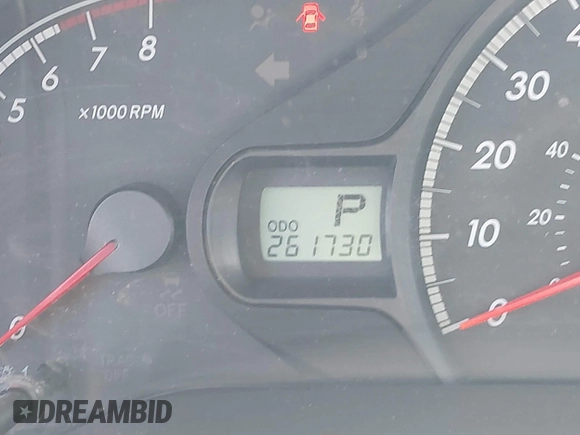 2014 Toyota Sienna L with VIN 5TDZK3DC9ES518653, listed as a IAAI auction lot 42767591 with 261,730 mi miles and . Bid and sale history available at DreamBid. Image 7.