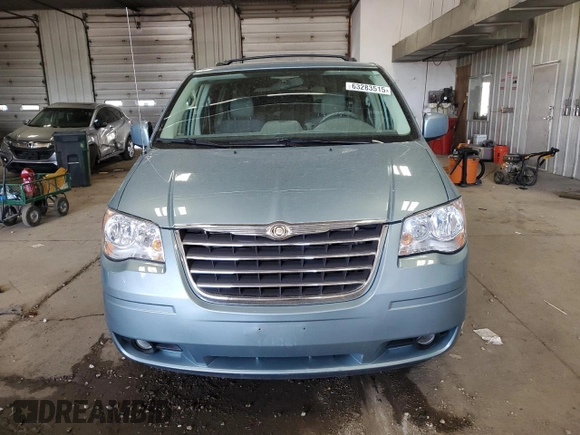 2008 Chrysler Town & Country Touring with VIN 2A8HR54P38R804199, listed as a Copart auction lot 63283515 with 84,912 mi miles and Non repairable. Bid and sale history available at DreamBid. Image 5.