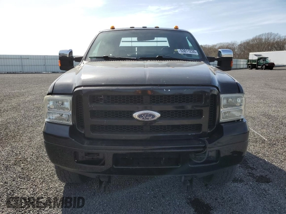 2006 Ford F-350 XL with VIN 1FTWF31P26ED53650, listed as a Copart auction lot 53811235 with Not provided miles and Clean title. Bid and sale history available at DreamBid. Image 5.
