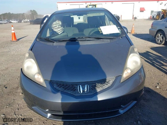 2013 Honda Fit with VIN JHMGE8H37DC037675, listed as a IAAI auction lot 41832549 with 70,300 mi miles. Bid and sale history available at carsss.com. Image 12.