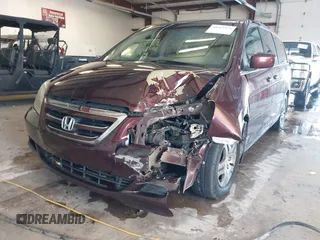 2007 Honda Odyssey EX-L with VIN 5FNRL38727B066885, listed as a IAAI auction lot 41317374 with 220,243 mi miles. Bid and sale history available at carsss.com. Image 6.