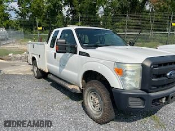 2015 Ford F-350 with VIN 1FT7X3B66FEB62398, listed as a IAAI auction lot 42674461 with 201,802 mi miles and . Bid and sale history available at DreamBid. Image 3.
