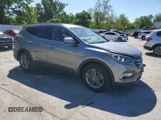 2017 Hyundai Santa Fe 2.4L z VIN 5NMZU3LB2HH025486, wystawiony jako Copart lot #58055185 z przebiegiem 120 364 mil mil oraz Szkoda całkowita • Salvage title. Historia ofert i sprzedaży dostępna na DreamBid. Obrazek 4.