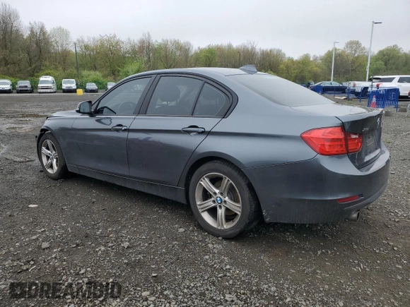 2015 BMW 3 Series 320i xDrive with VIN WBA3C3G51FNT51452, listed as a Copart auction lot 55426245 with 81,001 mi miles and Salvage title. Bid and sale history available at DreamBid. Image 2.