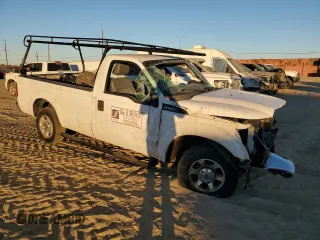2016 Ford Super Duty F-250 SRW XL with VIN 1FTBF2A69GEB77598, listed as a Copart auction lot 83483424 with 0 mi miles and Salvage Title. Bid and sale history available at carsss.com. Image 4.