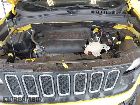 2017 Jeep Renegade Sport with VIN ZACCJBAB2HPF30093, listed as a IAAI auction lot 41974001 with 116,855 mi miles and . Bid and sale history available at carsss.com. Image 10.