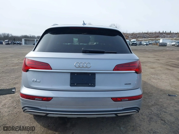 2023 Audi Q5 Premium with VIN WA1ABAFY0P2160860, listed as a IAAI auction lot 41621227 with 19,134 mi miles. Bid and sale history available at carsss.com. Image 16.