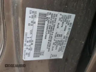 2001 Lincoln Navigator z VIN 5LMFU28R21LJ15849, wystawiony jako Copart lot #47623695 z przebiegiem 176 667 mil mil oraz Szkoda całkowita • Salvage title. Historia ofert i sprzedaży dostępna na DreamBid. Obrazek 13.