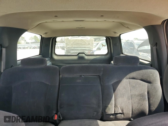 2000 Chevrolet Suburban LT with VIN 3GNFK16T0YG128975, listed as a Copart auction lot 72245934 with 246,263 mi miles and Salvage Title. Bid and sale history available at carsss.com. Image 10.