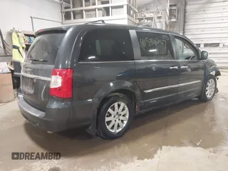 2011 Chrysler Town & Country Touring-L with VIN 2A4RR8DG1BR783206, listed as a IAAI auction lot 41530267 with 128,237 mi miles. Bid and sale history available at carsss.com. Image 4.