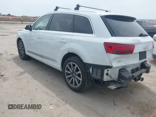 2017 Audi Q7 Premium Plus z VIN WA1LAAF77HD031992, wystawiony jako IAAI lot #42058343 z przebiegiem 99 827 mil mil oraz . Historia ofert i sprzedaży dostępna na DreamBid. Obrazek 3.