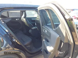 2021 Volvo XC40 Inscription с VIN YV4162UL6M2510721, выставлен на аукционе IAAI как лот 41646373 с пробегом 39 370 миль миль и . История ставок и продаж доступна на DreamBid. Изображение 8.