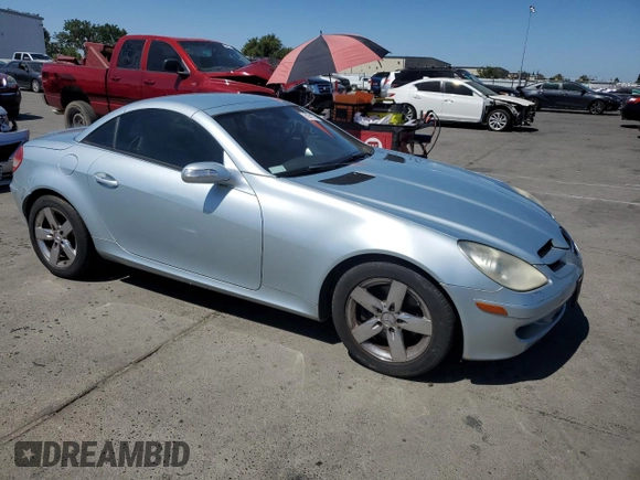 2006 Mercedes-Benz SLK 280 z VIN WDBWK54F36F096937, wystawiony jako Copart lot #60351395 z przebiegiem 114 563 mil mil oraz Szkoda całkowita • Salvage title. Historia ofert i sprzedaży dostępna na DreamBid. Obrazek 4.