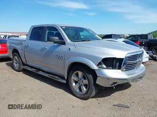 2017 Ram 1500 Lone Star Silver z VIN 1C6RR6LG2HS514237, wystawiony jako IAAI lot #42220707 z przebiegiem 25 045 mil mil oraz . Historia ofert i sprzedaży dostępna na DreamBid. Obrazek 1.