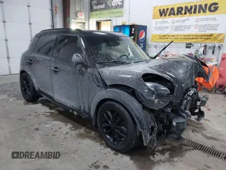 2016 MINI Countryman S with VIN WMWZC5C55GWU00739, listed as a IAAI auction lot 41333148 with 74,259 mi miles and . Bid and sale history available at DreamBid. Image 1.