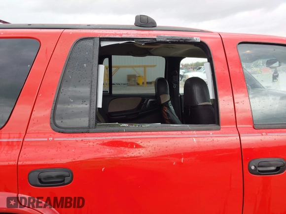 2000 Dodge Durango with VIN 1B4HS28Z4YF259625, listed as a IAAI auction lot 41943023 with 265,275 mi miles and . Bid and sale history available at DreamBid. Image 6.