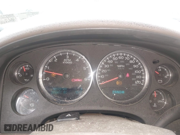 2010 Chevrolet Suburban LTZ with VIN 1GNUKKE35AR129351, listed as a IAAI auction lot 41971625 with 234,487 mi miles. Bid and sale history available at carsss.com. Image 7.