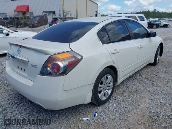 2012 Nissan Altima 2.5 S with VIN 1N4AL2AP3CN579808, listed as a IAAI auction lot 42129252 with 154,695 mi miles. Bid and sale history available at carsss.com. Image 4.