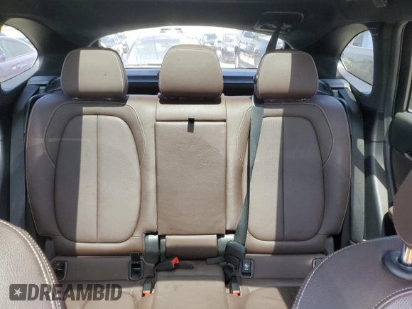 2020 BMW X1 xDrive28i с VIN WBXJG9C06L5R54942, выставлен на аукционе Copart как лот 54262435 с пробегом 65 217 миль миль и Списание • Salvage title. История ставок и продаж доступна на DreamBid. Изображение 10.
