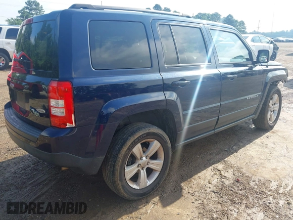 2016 Jeep Patriot Latitude with VIN 1C4NJRFB0GD608488, listed as a IAAI auction lot 42427746 with 88,325 mi miles and . Bid and sale history available at DreamBid. Image 4.