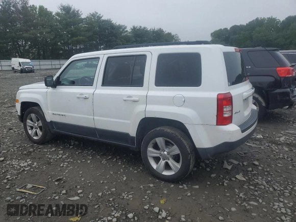 2016 Jeep Patriot Latitude with VIN 1C4NJRFB9GD586698, listed as a Copart auction lot 61131125 with 154,679 mi miles and Salvage title. Bid and sale history available at DreamBid. Image 2.