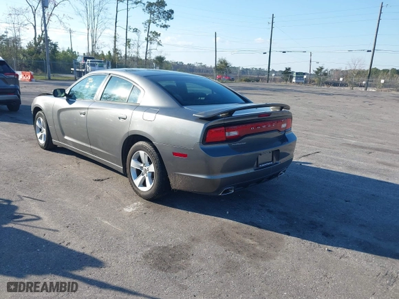 2011 Dodge Charger SE with VIN 2B3CL3CGXBH544312, listed as a IAAI auction lot 41675770 with 209,438 mi miles. Bid and sale history available at carsss.com. Image 3.