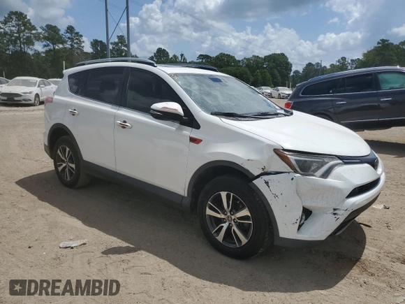 2018 Toyota RAV4 XLE with VIN JTMWFREV3JJ727033, listed as a Copart auction lot 59967025 with 145,990 mi miles and Clean title. Bid and sale history available at DreamBid. Image 4.