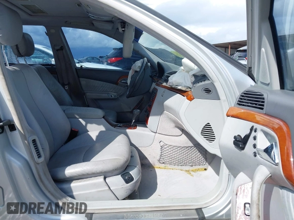 2001 Mercedes-Benz S 320/430/500 with VIN WDBNG70J51A197017, listed as a IAAI auction lot 41936977 with Not Provided miles and . Bid and sale history available at carsss.com. Image 5.
