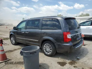 2015 Chrysler Town & Country Touring L with VIN 2C4RC1CG4FR609782, listed as a Copart auction lot 59926354 with 117,123 mi miles and Salvage Title. Bid and sale history available at DreamBid. Image 2.