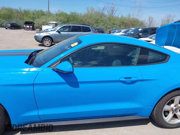 2017 Ford Mustang V6 with VIN 1FA6P8AM2H5333214, listed as a IAAI auction lot 42105523 with 121,324 mi miles and . Bid and sale history available at carsss.com. Image 15.