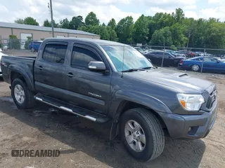 2013 Toyota Tacoma with VIN 3TMLU4EN0DM130912, listed as a IAAI auction lot 42682150 with 166,503 mi miles and . Bid and sale history available at DreamBid. Image 1.