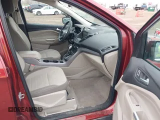 2014 Ford Escape SE with VIN 1FMCU0G99EUC38074, listed as a IAAI auction lot 42001227 with 209,467 mi miles. Bid and sale history available at carsss.com. Image 5.