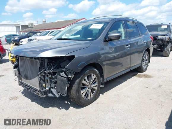 2018 Nissan Pathfinder S z VIN 5N1DR2MN5JC657803, wystawiony jako IAAI lot #42051833 z przebiegiem 192 355 mil mil oraz . Historia ofert i sprzedaży dostępna na DreamBid. Obrazek 18.