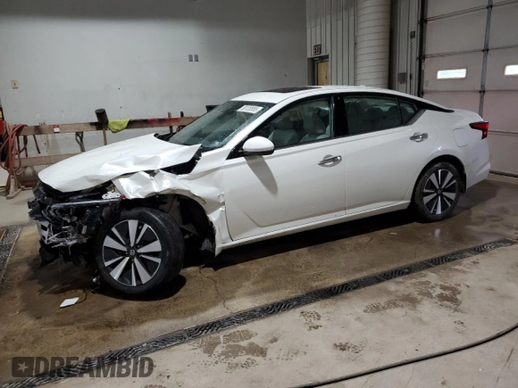 2019 Nissan Altima SV z VIN 1N4BL4DW5KC193503, wystawiony jako Copart lot #58120855 z przebiegiem 105 037 mil mil oraz Szkoda całkowita • Salvage title. Historia ofert i sprzedaży dostępna na DreamBid. Obrazek 1.