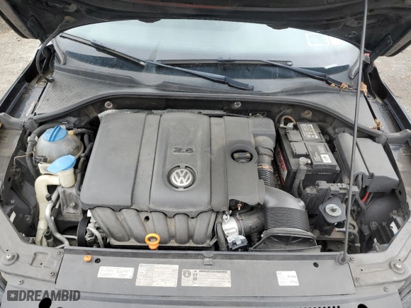 2013 Volkswagen Passat SEL Premium with VIN 1VWCP7A31DC076998, listed as a Copart auction lot 53275145 with 175,375 mi miles and Clean Title. Bid and sale history available at carsss.com. Image 12.