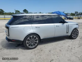2024 Land Rover Range Rover SE with VIN SALKPBFU1RA253208, listed as a Copart auction lot 52238725 with 9,278 mi miles and Salvage Title. Bid and sale history available at carsss.com. Image 3.