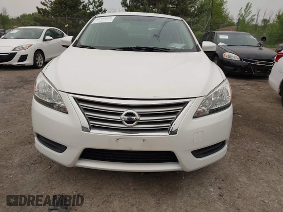 2014 Nissan Sentra SR z VIN 3N1AB7AP1EL646194, wystawiony jako IAAI lot #42393110 z przebiegiem 160 656 mil mil oraz . Historia ofert i sprzedaży dostępna na DreamBid. Obrazek 6.