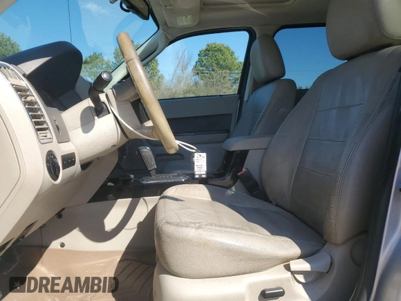 2010 Ford Escape Hybrid z VIN 1FMCU5K34AKB06684, wystawiony jako Copart lot #46693535 z przebiegiem 192 196 mil mil oraz Szkoda całkowita • Salvage title. Historia ofert i sprzedaży dostępna na DreamBid. Obrazek 7.