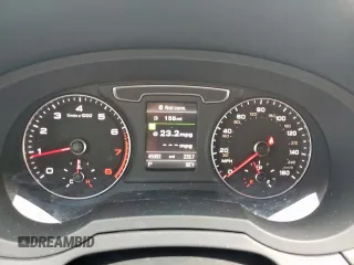 2018 Audi Q3 Premium z VIN WA1BCCFSXJR002727, wystawiony jako Copart lot #56356255 z przebiegiem 45 092 mil mil oraz Szkoda całkowita • Salvage title. Historia ofert i sprzedaży dostępna na DreamBid. Obrazek 9.