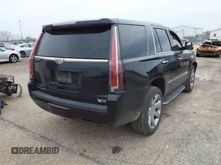 2018 Cadillac Escalade Premium Luxury z VIN 1GYS4CKJ2JR139591, wystawiony jako IAAI lot #42062606 z przebiegiem 117 558 mil mil oraz . Historia ofert i sprzedaży dostępna na DreamBid. Obrazek 4.