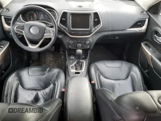 2017 Jeep Cherokee Latitude z VIN 1C4PJMCB9HW637493, wystawiony jako Copart lot #47824655 z przebiegiem 100 395 mil mil oraz Szkoda całkowita • Salvage title. Historia ofert i sprzedaży dostępna na DreamBid. Obrazek 8.