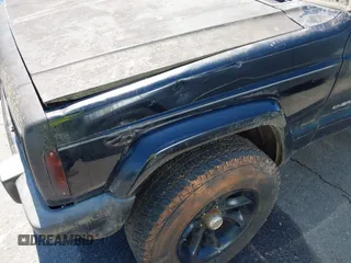 1999 Jeep Cherokee Sport with VIN 1J4FF68S6XL630724, listed as a IAAI auction lot 42237548 with 267,382 mi miles and . Bid and sale history available at DreamBid. Image 6.