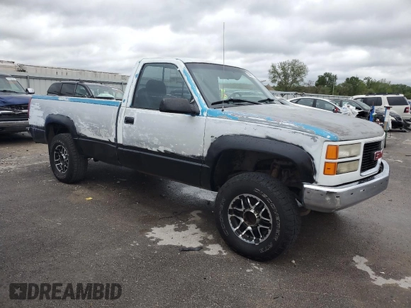 1989 GMC Sierra 2500 z VIN 1GTGK24K8KE532683, wystawiony jako Copart lot #51434114 z przebiegiem 79 134 mil mil oraz Szkody całkowita. Historia ofert i sprzedaży dostępna na DreamBid. Obrazek 4.