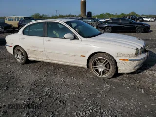 2005 Jaguar X-Type z VIN SAJWB52D55XE26531, wystawiony jako Copart lot #50909445 z przebiegiem 158 861 mil mil oraz Szkoda całkowita • Salvage title. Historia ofert i sprzedaży dostępna na DreamBid. Obrazek 4.
