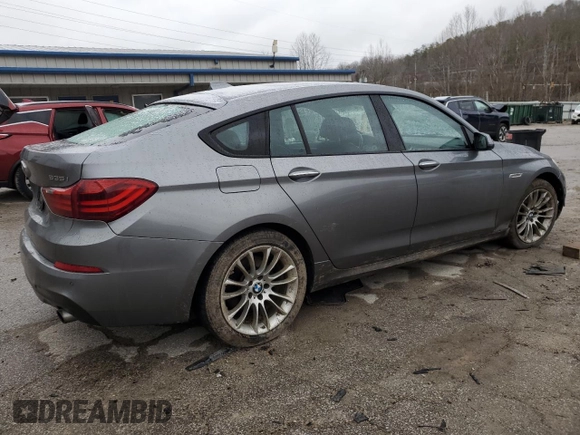 2016 BMW 5 Series GT 535i Gran Turismo xDrive with VIN WBA5M4C55GD186711, listed as a Copart auction lot 47700165 with 195,375 mi miles and Salvage Title. Bid and sale history available at DreamBid. Image 3.