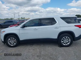 2020 Chevrolet Traverse LS with VIN 1GNERFKW5LJ126120, listed as a IAAI auction lot 42003108 with 30,420 mi miles. Bid and sale history available at carsss.com. Image 14.