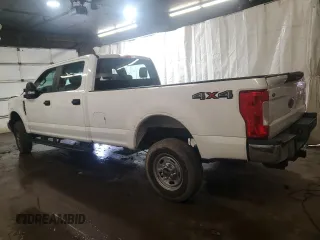 2019 Ford F-250 XL z VIN 1FT7W2B68KEF94997, wystawiony jako Copart lot #59473355 z przebiegiem Nie podano mil oraz Szkoda całkowita • Salvage title. Historia ofert i sprzedaży dostępna na DreamBid. Obrazek 2.