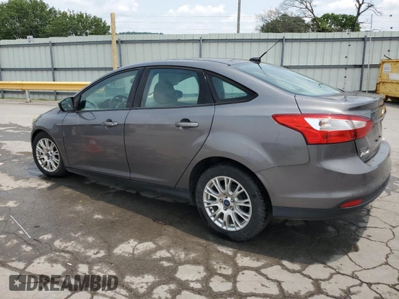 2012 Ford Focus SE z VIN 1FAHP3F22CL431070, wystawiony jako Copart lot #59569925 z przebiegiem 222 295 mil mil oraz Szkoda całkowita • Salvage title. Historia ofert i sprzedaży dostępna na DreamBid. Obrazek 2.